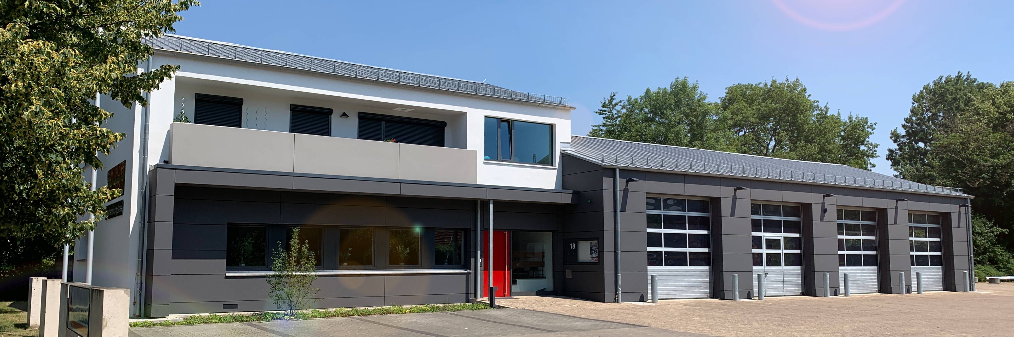 Sanierung Feuerwehrgerätehaus . Bielefeld-Brake